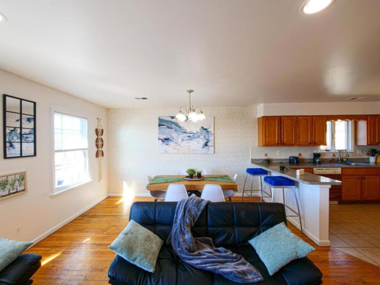 Appartement Cozy 3 - Bed Apartment, Minutes From Nyc! *